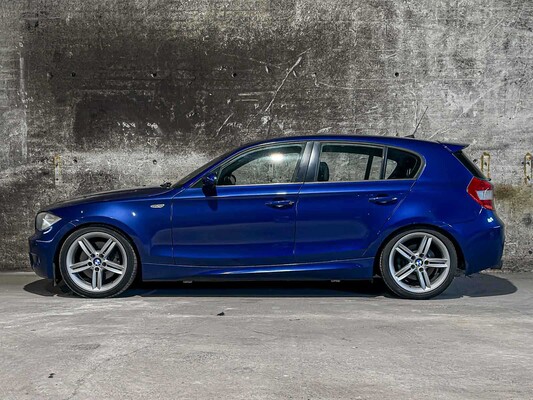BMW 130i Introduction M-Sport 3.0 6-cilinder in-lijn 265pk 2005 1-serie, 50-TH-RD Youngtimers