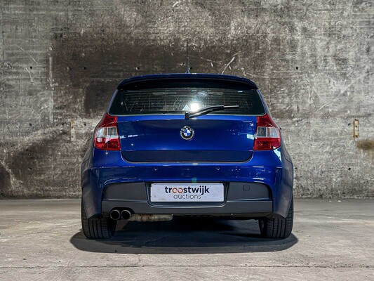 BMW 130i Introduction M-Sport 3.0 6-cylinder in-line 265hp 2005 1-series, 50-TH-RD Youngtimers