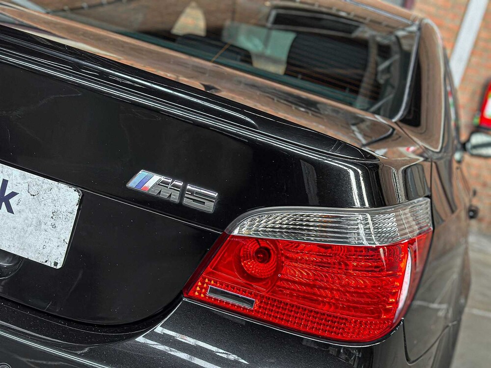 BMW M5 5.0 V10 500pk 2006 E60 5-serie