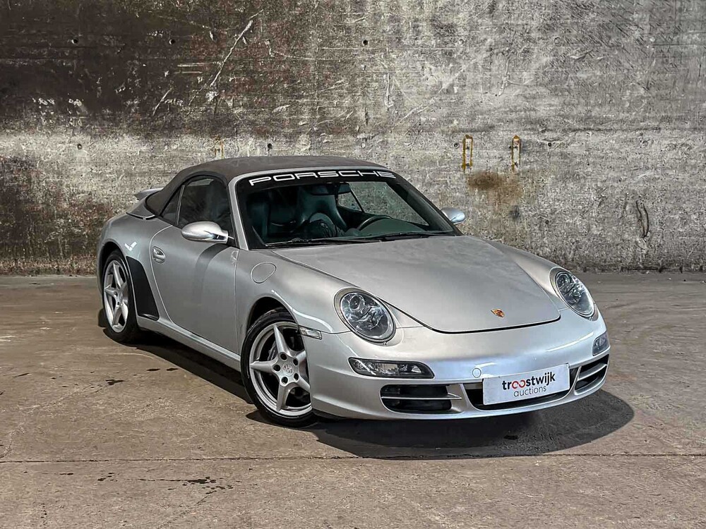 Porsche 911 Carrera Cabriolet 3.6 997 Sport-Chrono 325pk 2006 Youngtimer