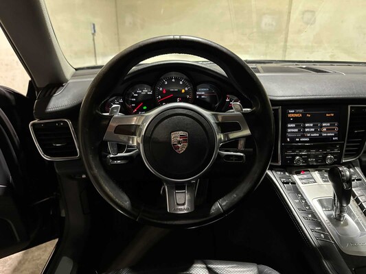 Porsche Panamera 3.6 V6 PDK 299pk 2011