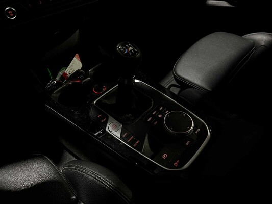 BMW 218i Gran Coupé High Executive 2-serie (Origineel-NL+1e eigenaar), K-739-XS
