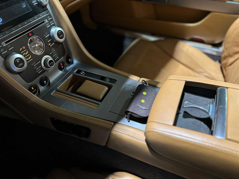 Aston Martin DB9 Volante 6.0 V12 517pk 2010 Cabriolet, P-330-GJ Youngtimer