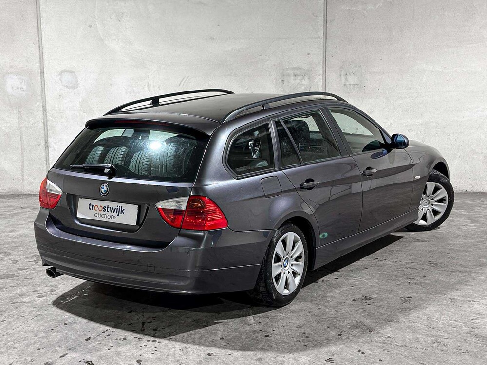 BMW 318i Touring High Executive 3er 141 PS 2008, 22-HNJ-3 Youngtimer