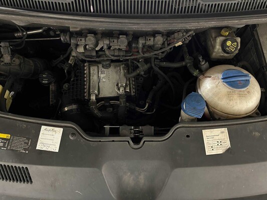 Volkswagen Transporter 2.0 TDI L2H1 