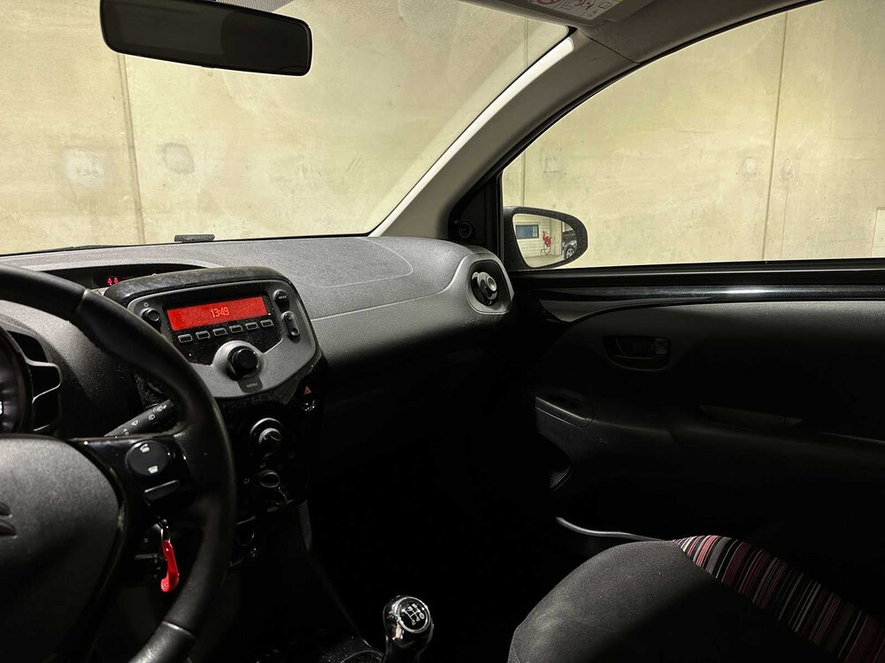 Citroën C1 1.0 VTi Feel 72 PS 2020 (Original-NL + 1. Besitzer), H-148-BX