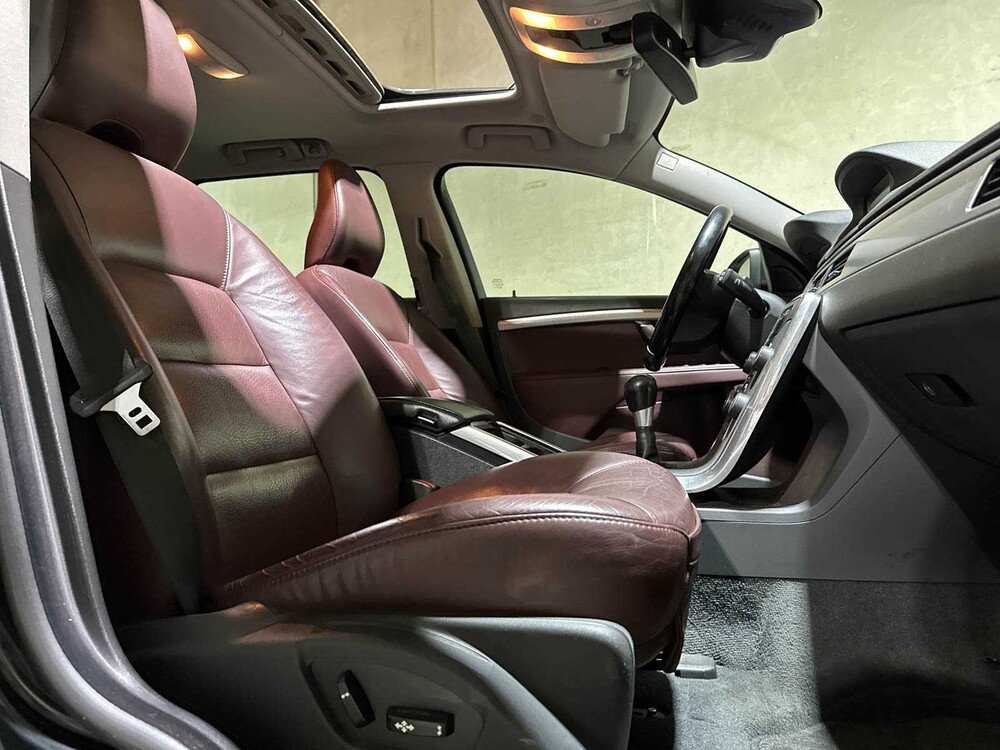 Volvo V70 1,6 T4 Limited Edition 179 PS 2011 (Original-NL), 63-RSF-2