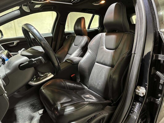 Volvo V60 2.4 D6 AWD Plug-In Hybrid Summum 215pk 2013 (Origineel-NL), 6-SVN-43
