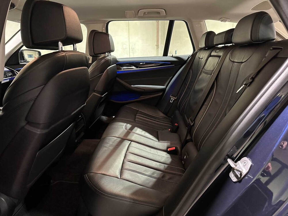 BMW 520i Touring High Executive Sport-Line 5-serie 184pk 2019 (Origineel-NL), XG-208-V