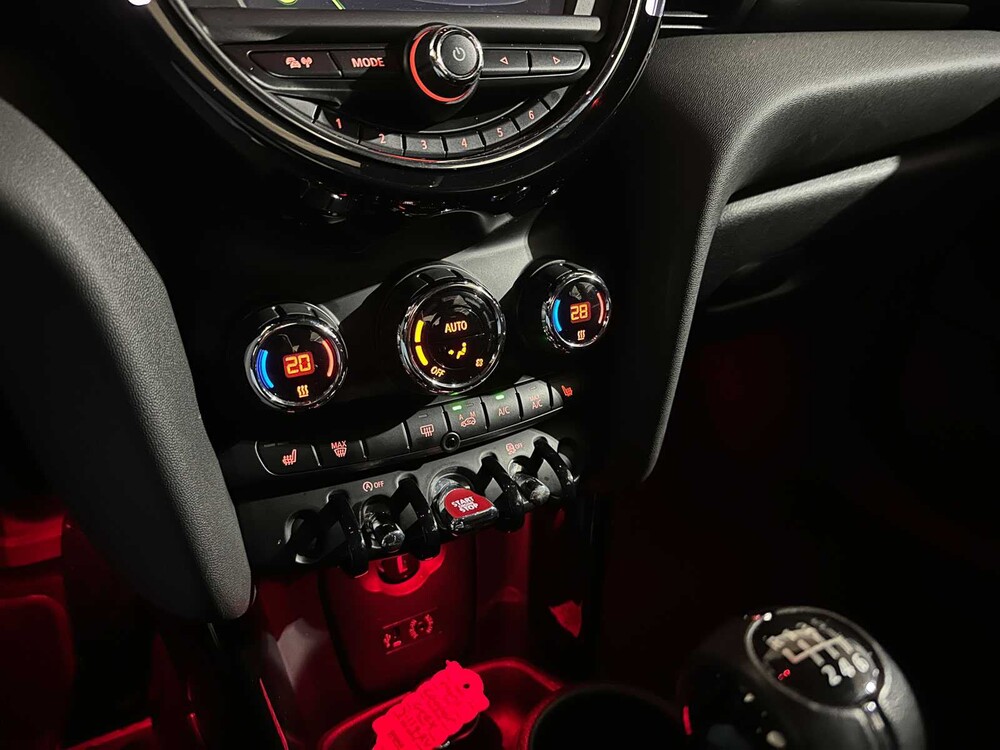  Mini Cooper 1.5 136pk 2014, J-119-RV