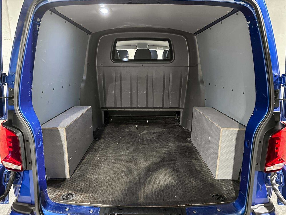 Volkswagen Transporter 2.0 TDI L2H1 30 DC 6-Sitzer Highline 150 PS 2020 (Original-NL), VGK-42-L Nutzfahrzeug