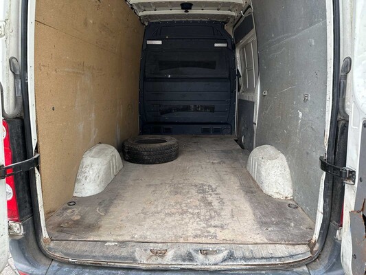 Volkswagen Crafter 35 2.5 TDI L2H1 DC 109hp 2008 (Original-NL), 62-VPJ-5