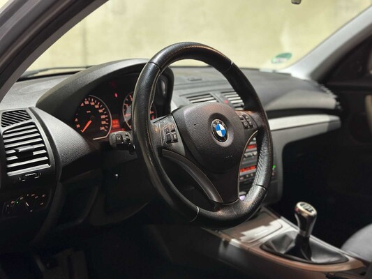 BMW 116i Corporate Business Line 1-serie 121pk 2010, 65-LFP-5