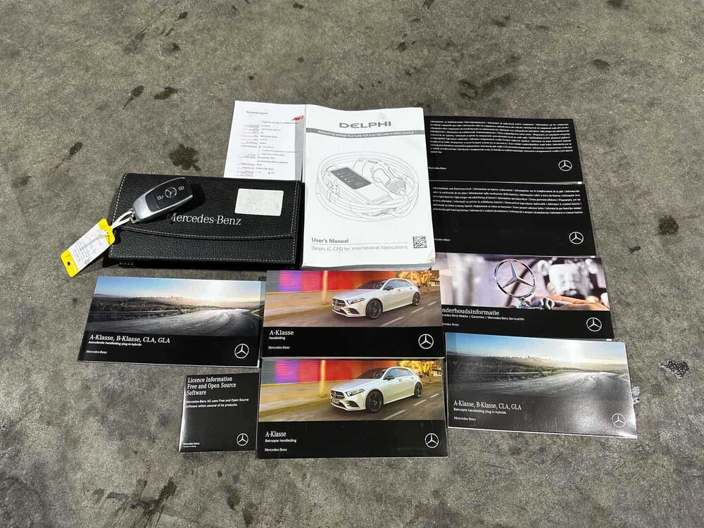 Mercedes-Benz A250 e Business Solution AMG Limited A-klasse 160pk 2021 (Origineel-NL), K-518-SP
