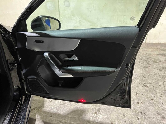 Mercedes-Benz A250 e Business Solution AMG Limited A-Klasse 160 PS 2021 (Original-NL), K-518-SP