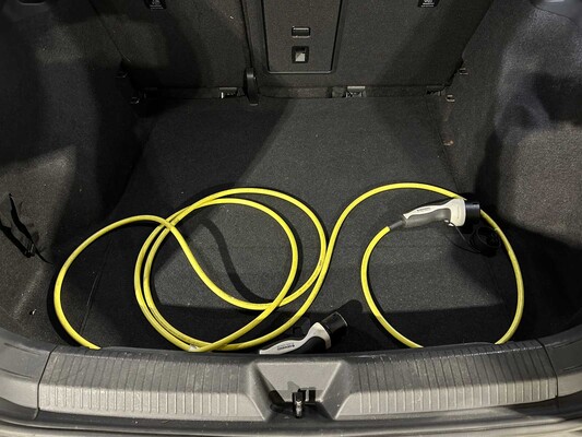 Volkswagen ID.4 First 77 kWh 204pk 2020 (Origineel-NL), K-186-JK