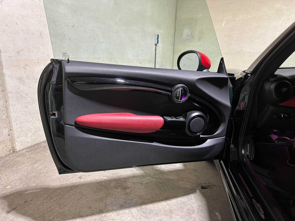 Mini John Cooper Works 2.0 F56 231 PS 2015, SH-393-N