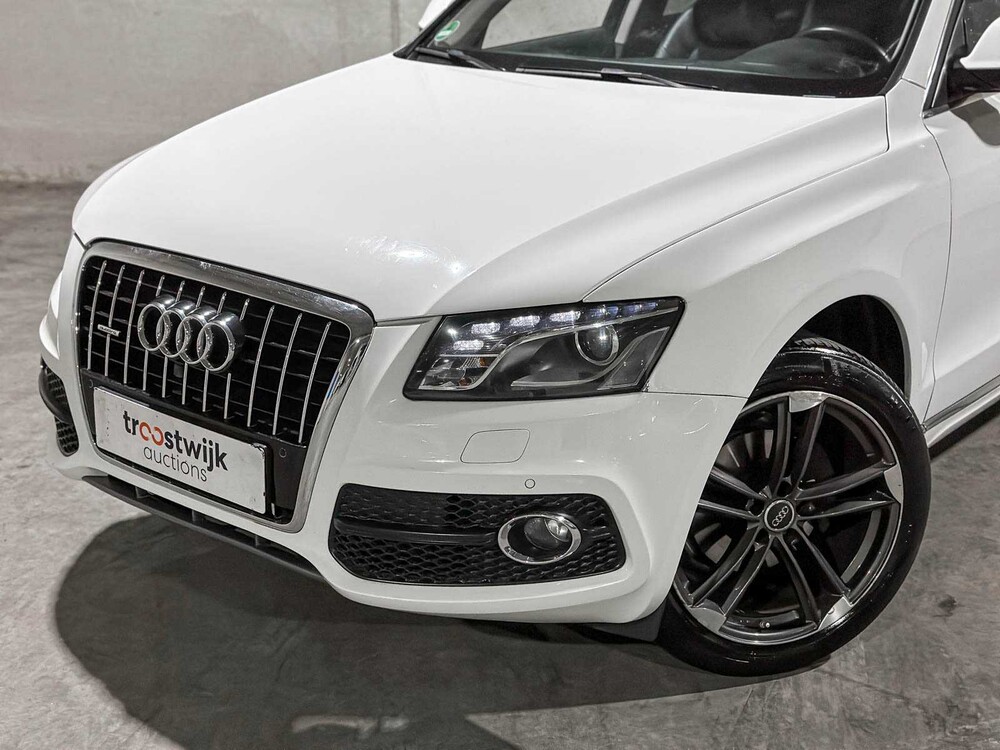 Audi Q5 3.2 FSI V6 Quattro Pro Line 269 PS 2010, J-936-ZV