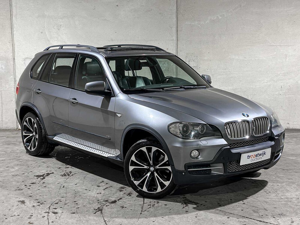 BMW X5 xDrive48i 4,8 V8 E70 355 PS 2007, P-834-RB Youngtimer