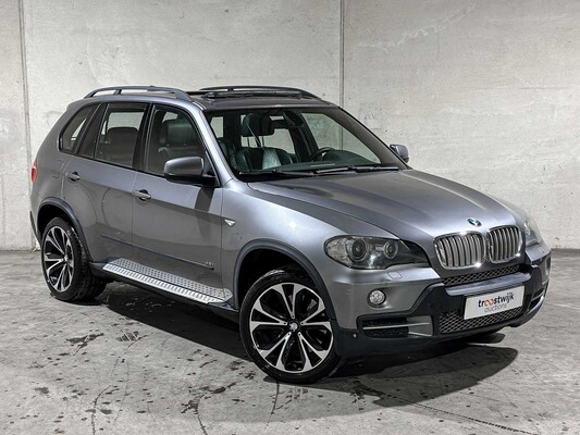 BMW X5 xDrive48i 4,8 V8 E70 355 PS 2007, P-834-RB Youngtimer