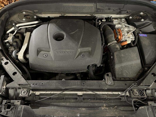 Volvo XC60 2.0 T6 Plug-in hybrid AWD Core Bright 253hp 2027 (Original-NL+1st owner), S-190-RP