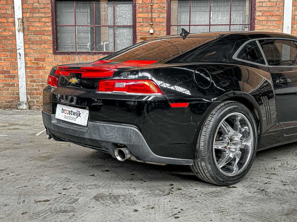 Chevrolet Camaro LS 3.6 V6 328pk 2014