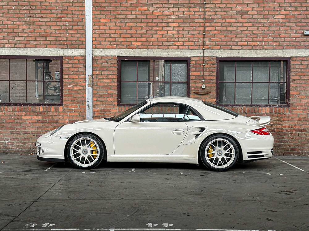 Porsche 911 Turbo Cabriolet 997.2 3.8 TT 500pk 2010 -Hardtop- Youngtimer (23.000 km) 