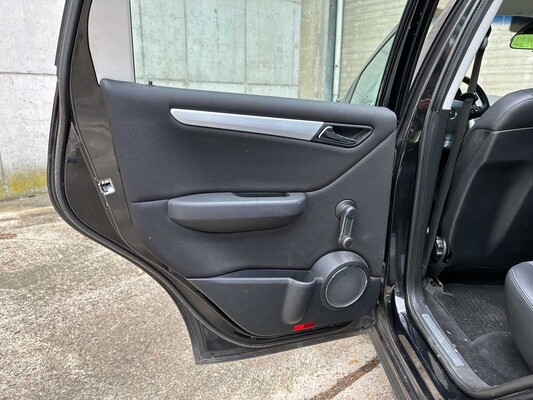 Mercedes-Benz A170 Avantgarde 116pk 2005 (Origineel-NL) A-klasse Automaat, 31-RK-BR