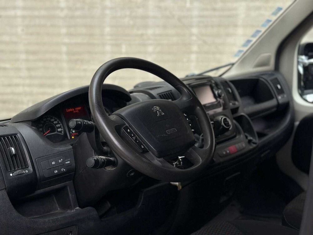 Peugeot Boxer 335 2.2 HDI L3H2 XR 131pk 2016, VZF-89-S