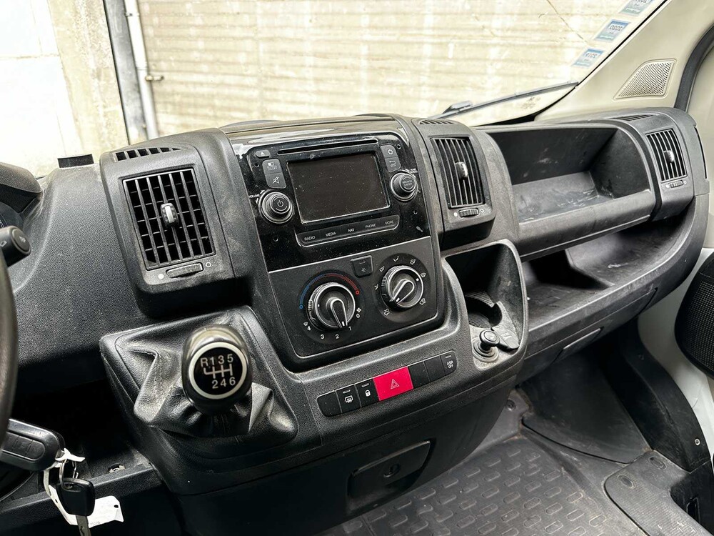 Peugeot Boxer 335 2.2 HDI L3H2 XR 131pk 2016, VZF-89-S