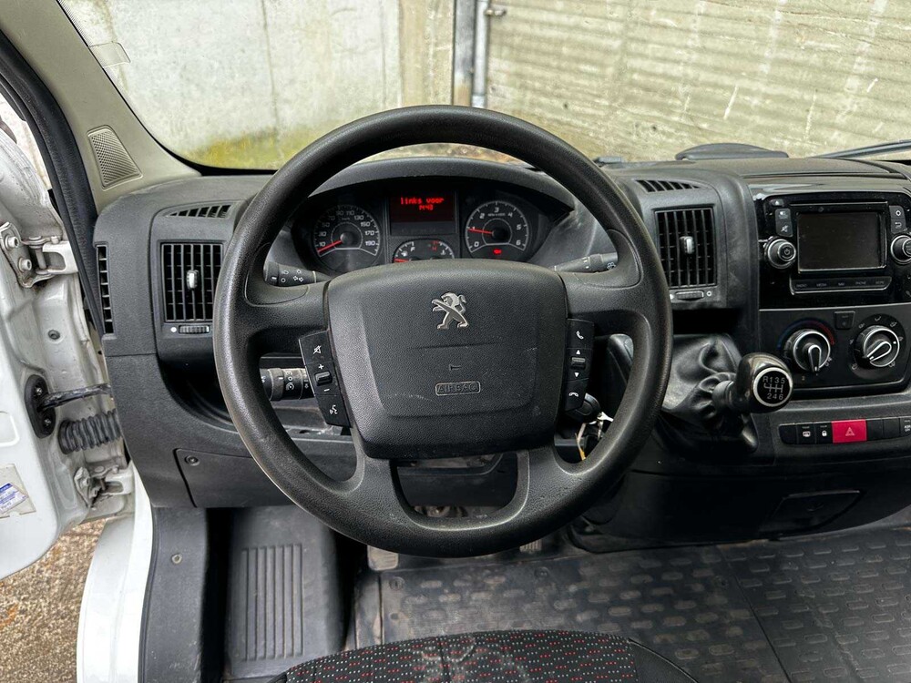 Peugeot Boxer 335 2.2 HDI L3H2 XR 131pk 2016, VZF-89-S