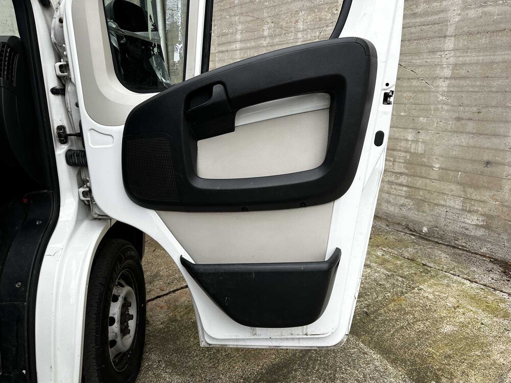 Peugeot Boxer 335 2.2 HDI L3H2 XR 131pk 2016, VZF-89-S