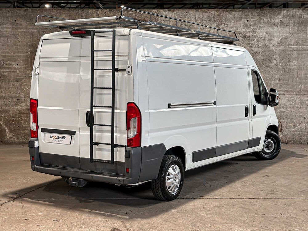 Peugeot Boxer 335 2.2 HDI L3H2 XR 131pk 2016, VZF-89-S