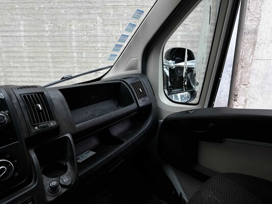 Peugeot Boxer 335 2.2 HDI L3H2 XR 131pk 2016, VZF-89-S