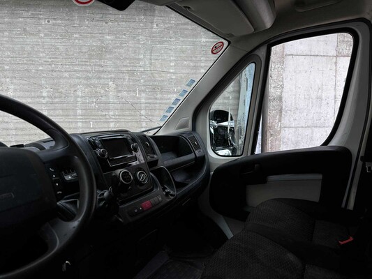 Peugeot Boxer 335 2.2 HDI L3H2 XR 131pk 2016, VZF-89-S