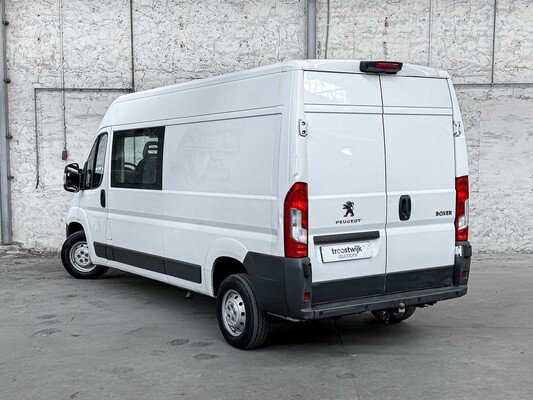 Peugeot Boxer 335 2.2 HDI L3H2 XR 150pk 2016 7-Persoons Bedrijfswagen, V-584-GT