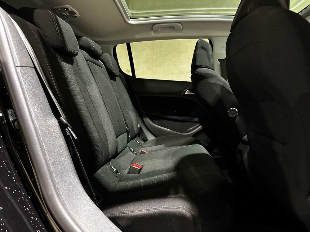 Peugeot 308 1.2 PureTech Blue Lease Executive 110pk 2016 (Origineel-NL), JJ-650-N
