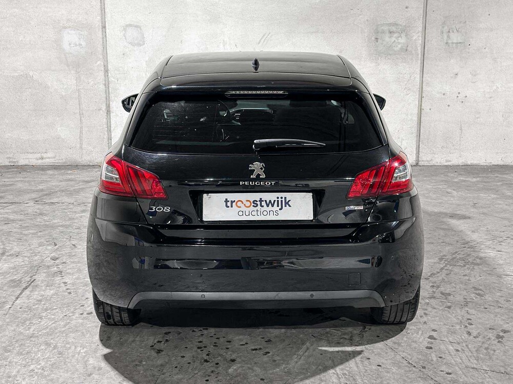 Peugeot 308 1.2 PureTech Blue Lease Executive 110pk 2016 (Origineel-NL), JJ-650-N