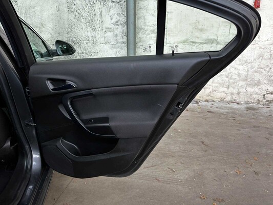 Opel Insignia 1.6 T Edition 179pk 2010 (Origineel-NL), 45-NJT-2