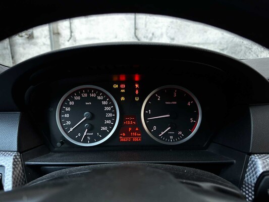 BMW 535d Touring High Executive 272pk 2006 (Origineel-NL) 5-serie, 09-SV-FX
