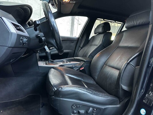 BMW 535d Touring High Executive 272pk 2006 (Origineel-NL) 5-serie, 09-SV-FX