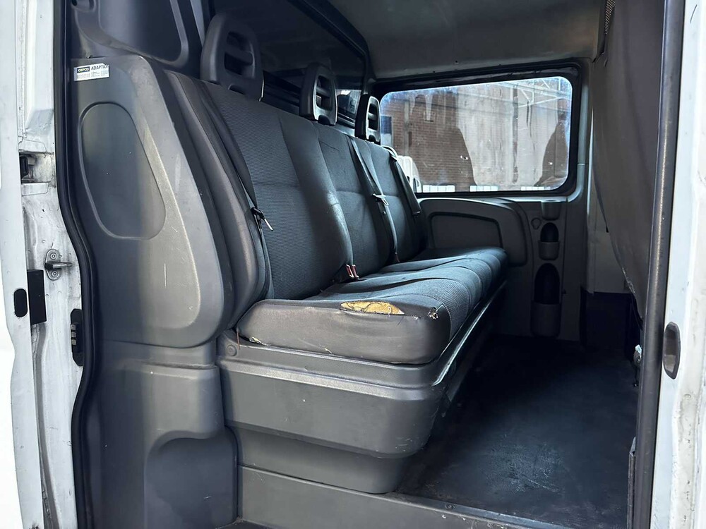 Peugeot Boxer 330 2.0 HDI Pro 6-Persoons Bedrijfswagen 110pk 2017, VFZ-61-L