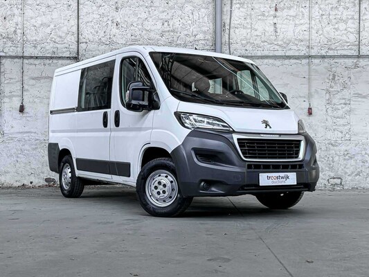 Peugeot Boxer 330 2.0 HDI Pro 6-Persoons Bedrijfswagen 110pk 2017, VFZ-61-L