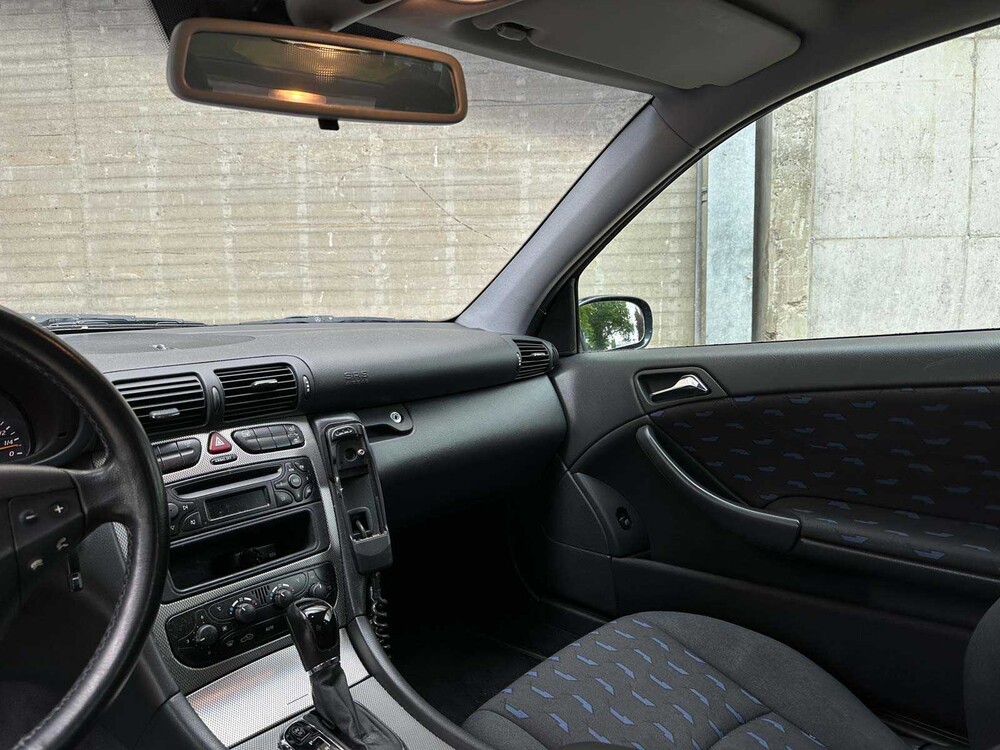 Mercedes-Benz C230 K C-klasse Sportcoupé 197pk 2004, SZ-183-P youngtimer