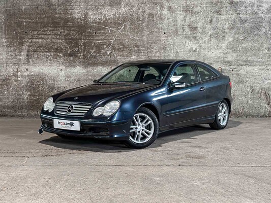 Mercedes-Benz C230 K C-klasse Sportcoupé 197pk 2004, SZ-183-P youngtimer