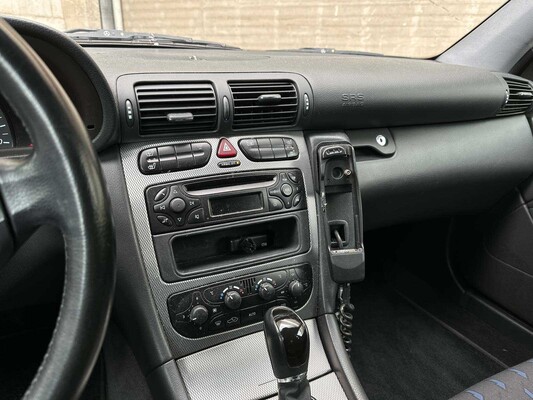 Mercedes-Benz C230 K C-klasse Sportcoupé 197pk 2004, SZ-183-P youngtimer