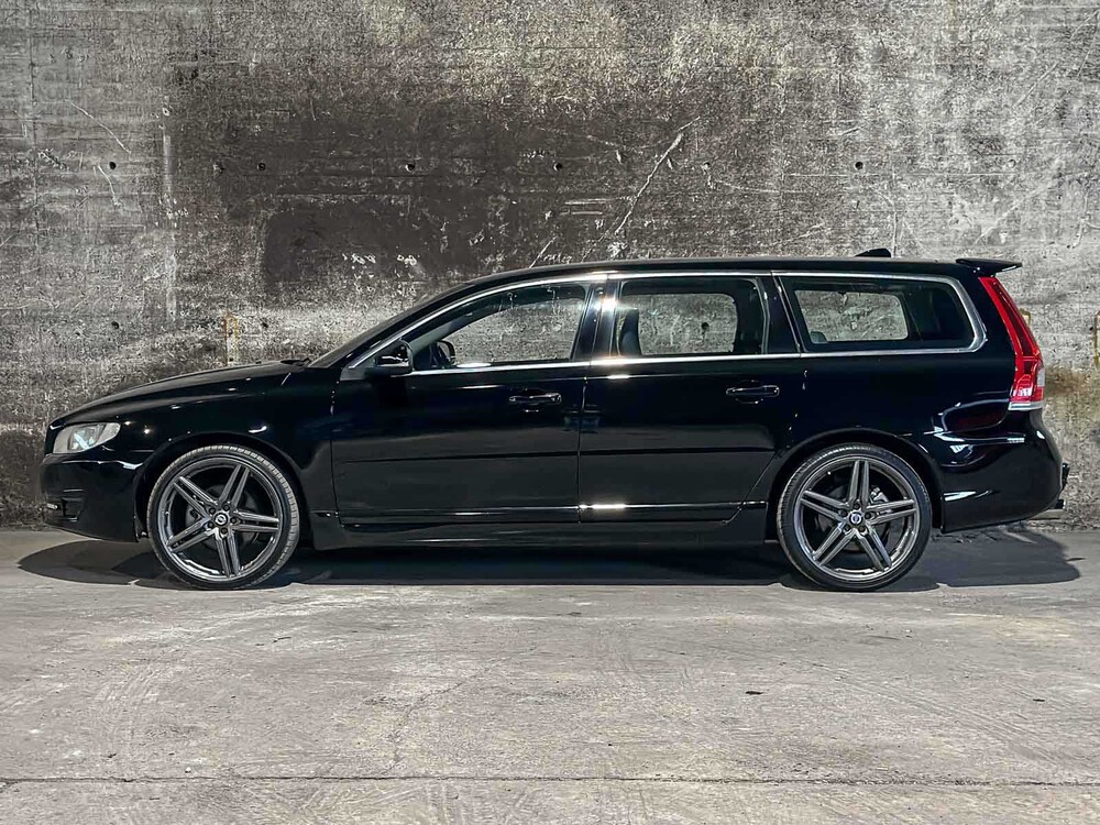 Volvo V70 2.0 T5 Summum 241pk 2017, Z-082-HJ