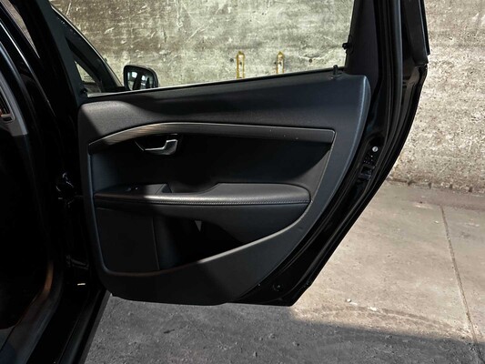 Volvo V70 2.0 T5 Summum 241pk 2017, Z-082-HJ