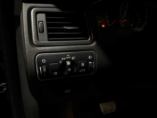 Volvo V70 2.0 T5 Summum 241pk 2017, Z-082-HJ