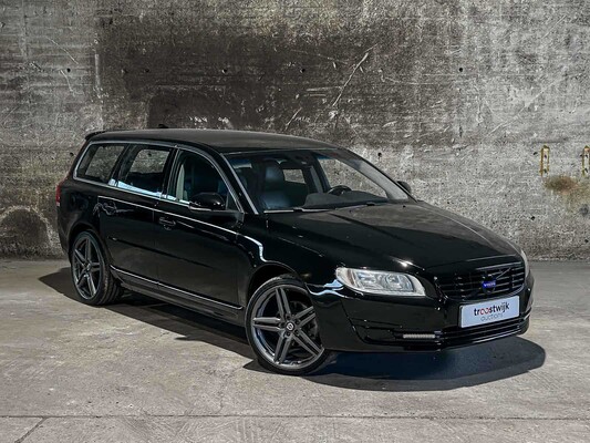 Volvo V70 2.0 T5 Summum 241pk 2017, Z-082-HJ